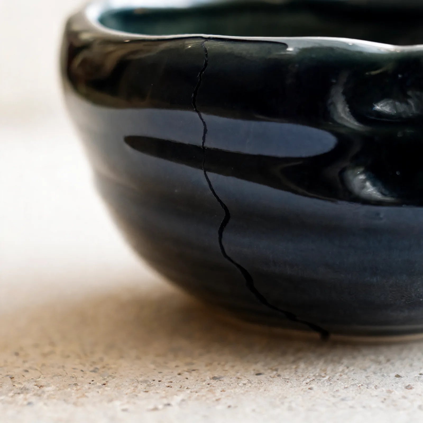ANDURA Moss Bowl Glasurverlauf Detailaufnahme Moosgrün